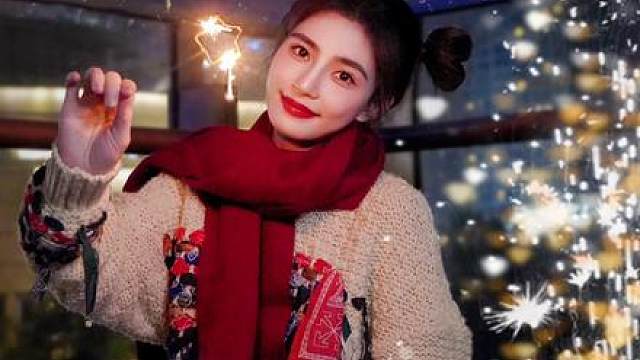 兔年烟花氛围感大片，给你们安排上了！#全国兔年年俗上分 #温暖中国年