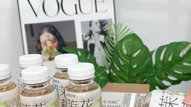 茶香特别浓郁的茉莉花茶，加点奶就是地道的茉莉奶绿，都不用去买奶茶啦#茉莉花茶 #好喝不贵 #仙女都在