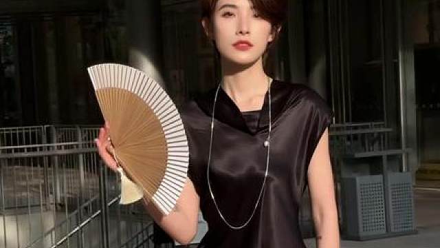 内心丰盈者 独行也如众 #ootd穿搭 #新中式 #穿出高级感