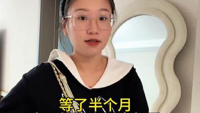 新家灯终于装好了～今天小伟到了人聚的更齐了，晚上登科给做了香辣蟹，得到一致好评#日常vlog