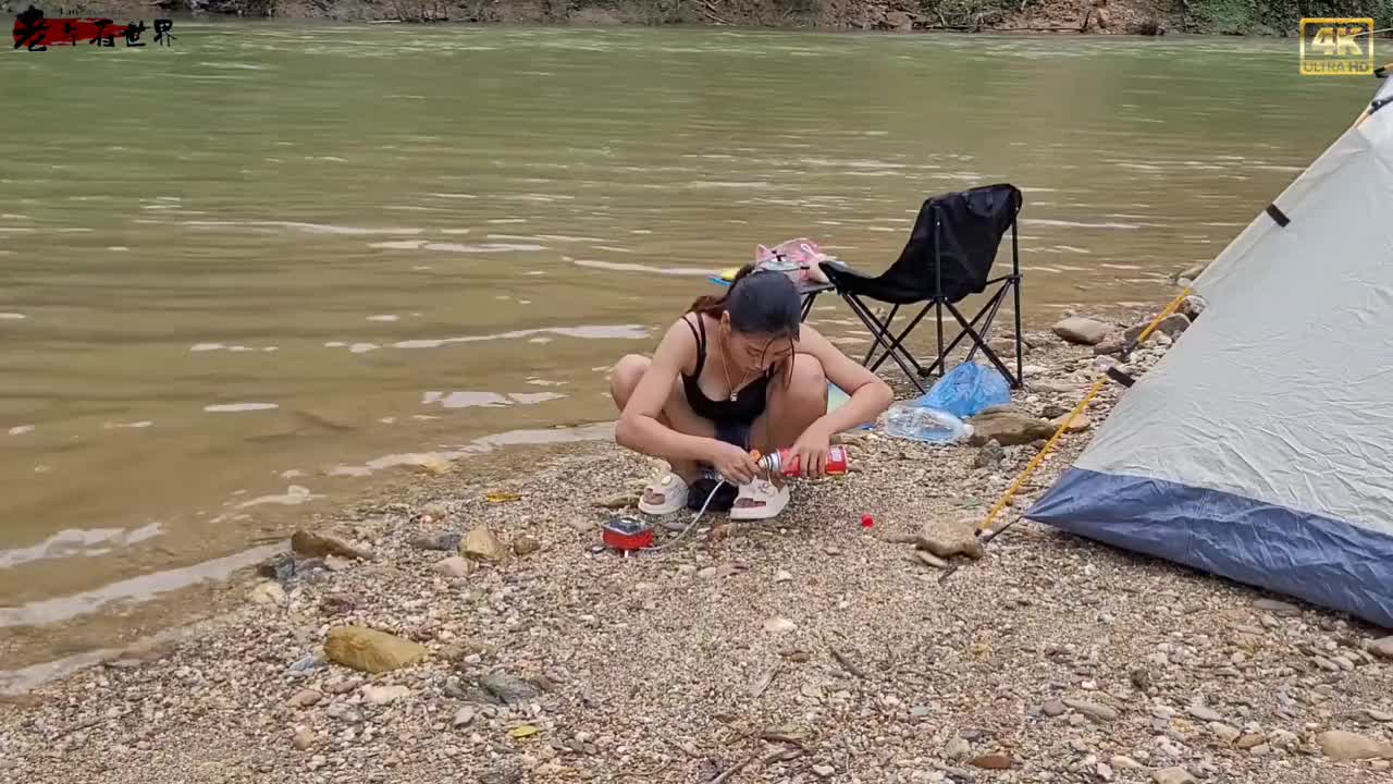 #真正的露营女孩 ##野外生活纪录片 #丛林求生纪录片