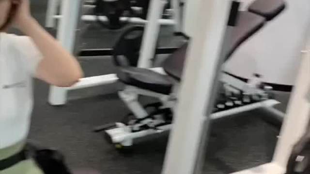 差点又给他装到了？