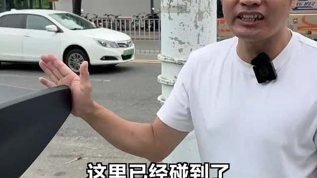 当开业嘉宾，带大家看一批豪车！