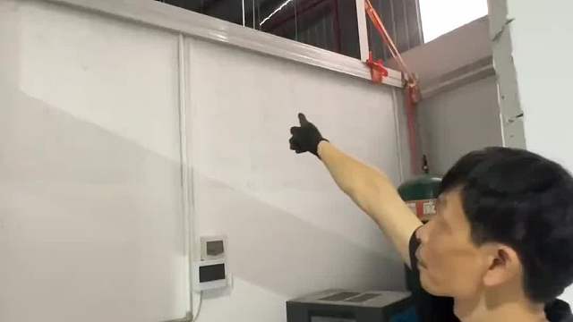 老板套路深，老邹拆的阁楼老邹装～