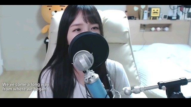 新世代音乐人计划原创季:唱出内心的孤独感第10周-4