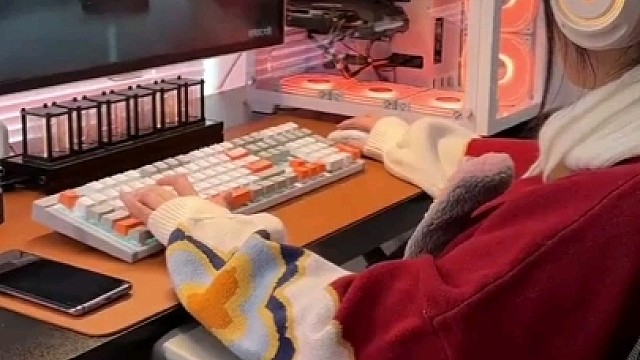 多功能电竞房，让你的生活更精彩头号玩家的BUFF基地