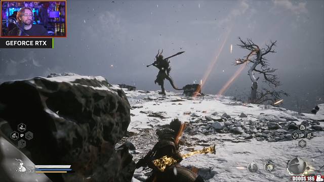 青背龙“小小老外，还想偷袭本龙？”