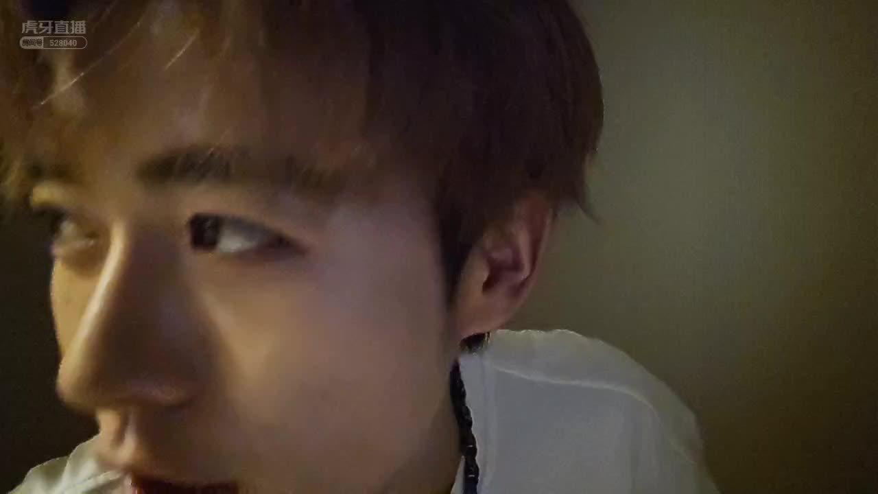 看我凡尔赛？我怎么可能凡尔赛！