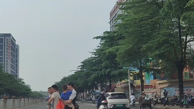 为什么电车的高配都喜欢用宁德时代的电池，低配才用比亚迪的刀片电池？#汽车知识#每天一个用车小知识