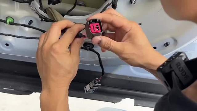 老板小舅子来修车，正好表现一下