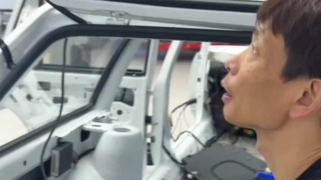 小何的面子还是要给的，做事的顺序很重要