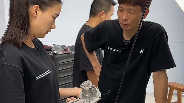 不懂珍惜眼前人呐～