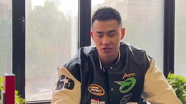 挑战健身大佬，输了你们说怎么办！