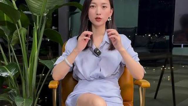 雷总没做的事，鹏哥给安排上了，电车界的红米这不就来了#小鹏MONA上市 #小鹏mona m03 #莉