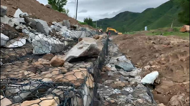 格宾网石笼网施工现场