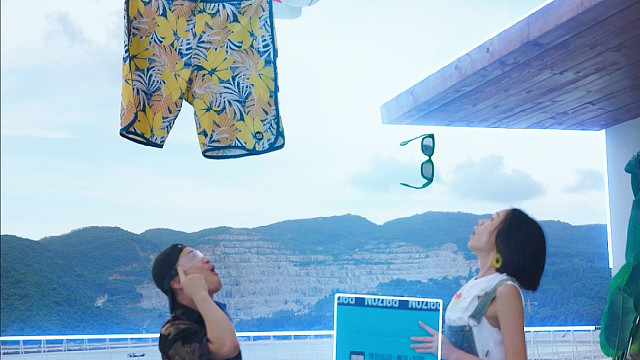 这个蓝盒子真能“装”#上得物得好物