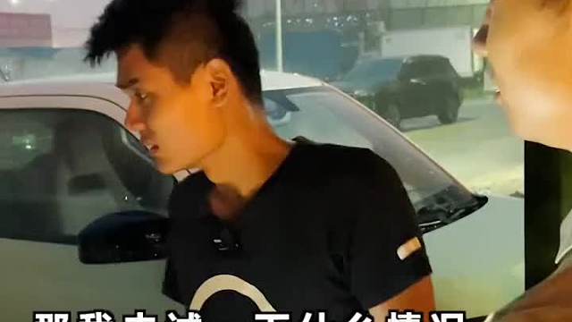 雨刮刮不干净，不一定是雨刮的问题 。可能是玻璃上油膜太多了！