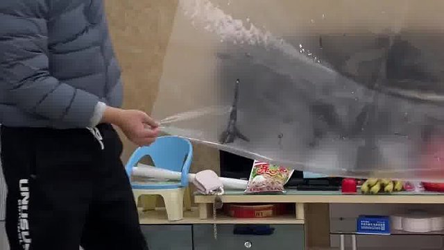 回到家还得继续贴车衣