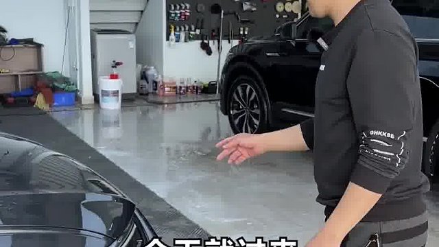 今天店里来了很多车，看看都是来弄什么的