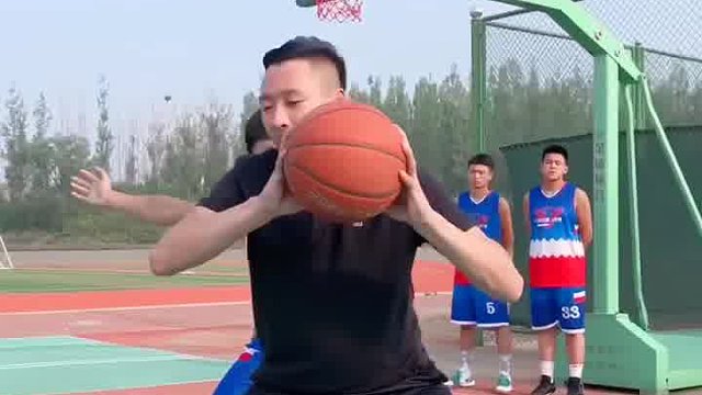 中锋内线接球技术技术教学之一