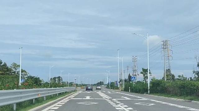 夏天高温一定不要在车里睡觉，否则非常危险#汽车知识#每天一个用车小知识 #夏季高温