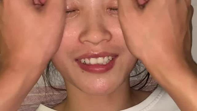 起一炉碳火，轻煮岁月慢煮酒。闲话家常，人间烟火，不过如此~