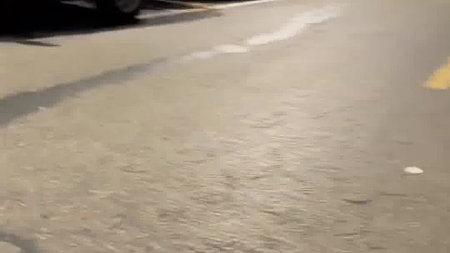 生个女儿吧，会帮你拍日常vlog的那种~