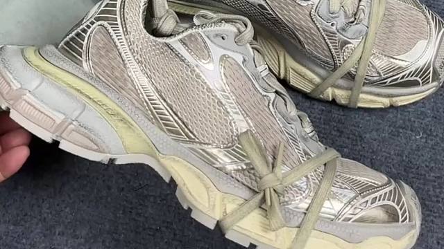 奢潮搭配潮鞋巴黎世家3xl正确版开箱 必看鉴别点