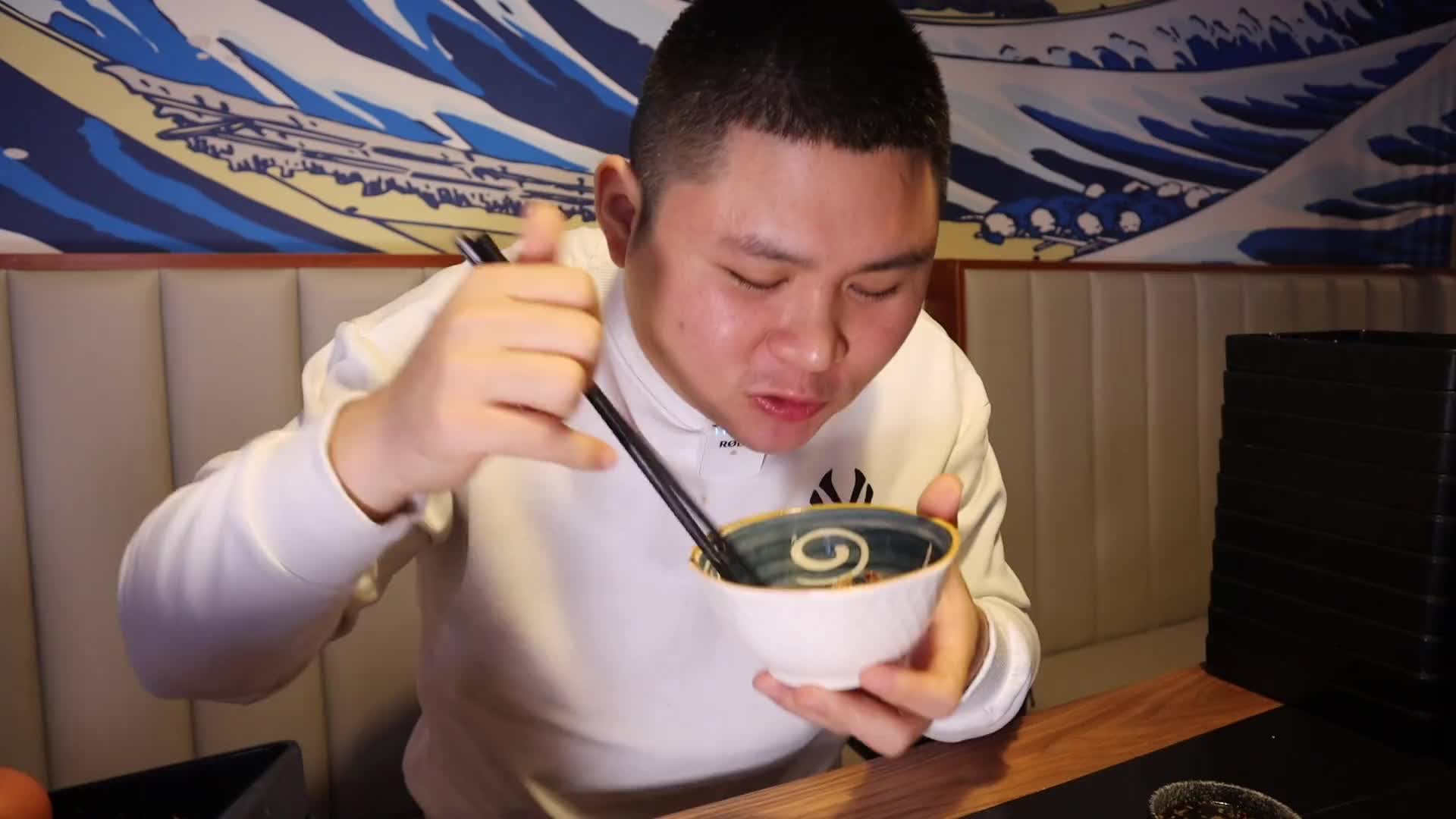 大胖这次没带老丈人，自己偷偷去吃和牛自助！138一位！