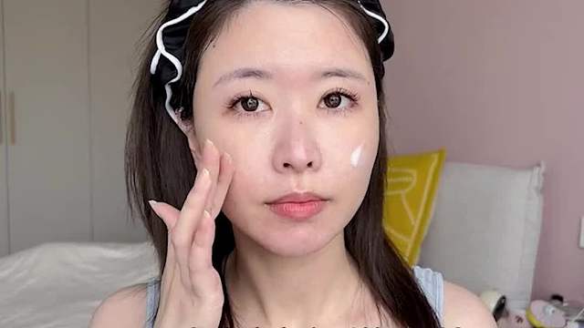 防晒怎么涂不搓泥？涂多少？怎么补？看这一条全搞清楚！