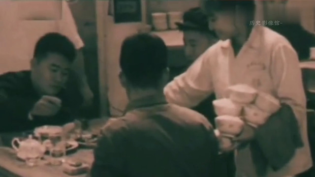 1974年国营饭店真实影像，能来此吃饭的都是当时的达官贵人
