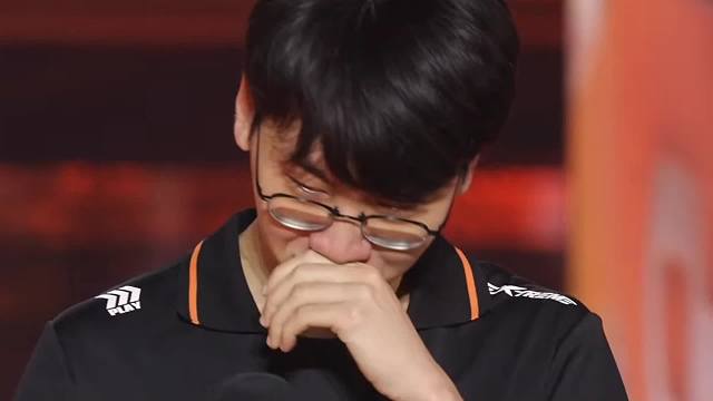 Doran赛后采访的时候也哭了