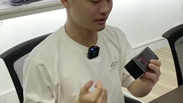 为了心中的爱与梦想。