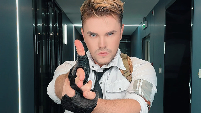 努力玩抽象还是比不过天赋型人类