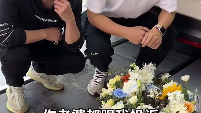 学长提一辆新车，贴膜安排！