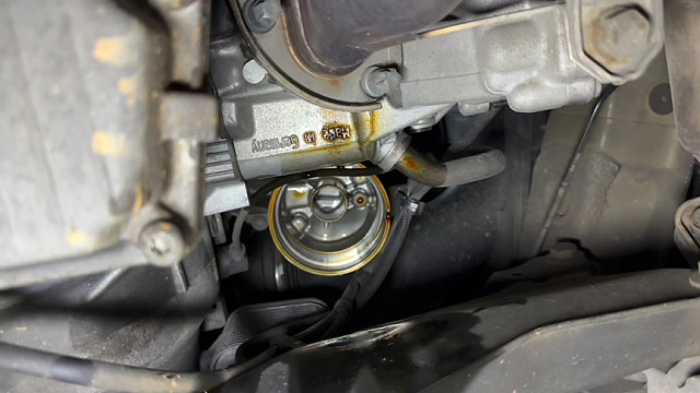 闪电车库的日常