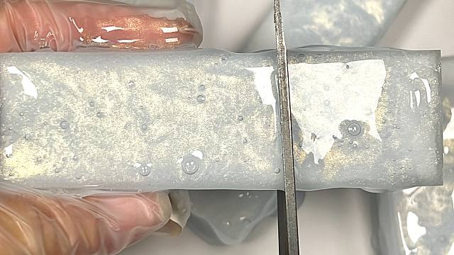 沉浸式剪一块珍珠白史莱姆条子