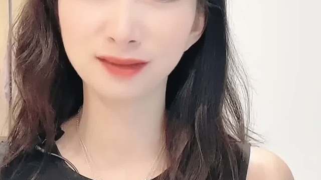 喜欢的东西怎么还能去要求完美？你只是在它身上看到了自己