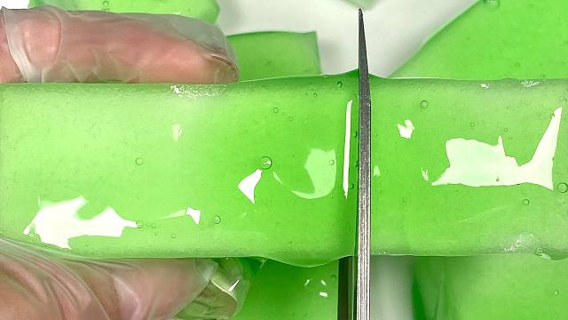 沉浸式切一块苹果汁软糖