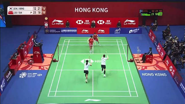 女双半决赛刘圣书/谭宁 21-12、18-21、21-16 金昭映/孔熙容恭喜圣坛组合本赛季第5次进