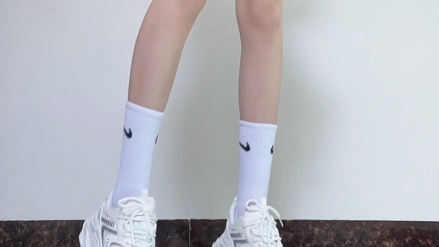 耐克袜穿搭