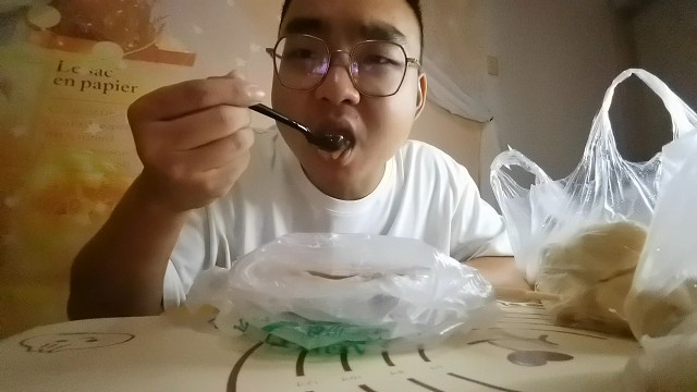 在外面吃不到的胡辣汤，回来必须得安排上