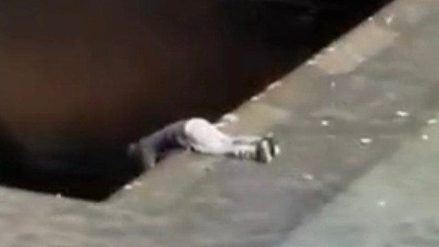 2023年一男子跳入911纪念碑水池，事后却反被美国政府起诉