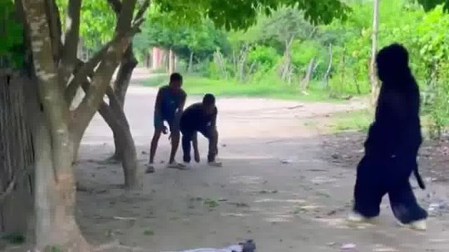 国外街头整蛊 (8)