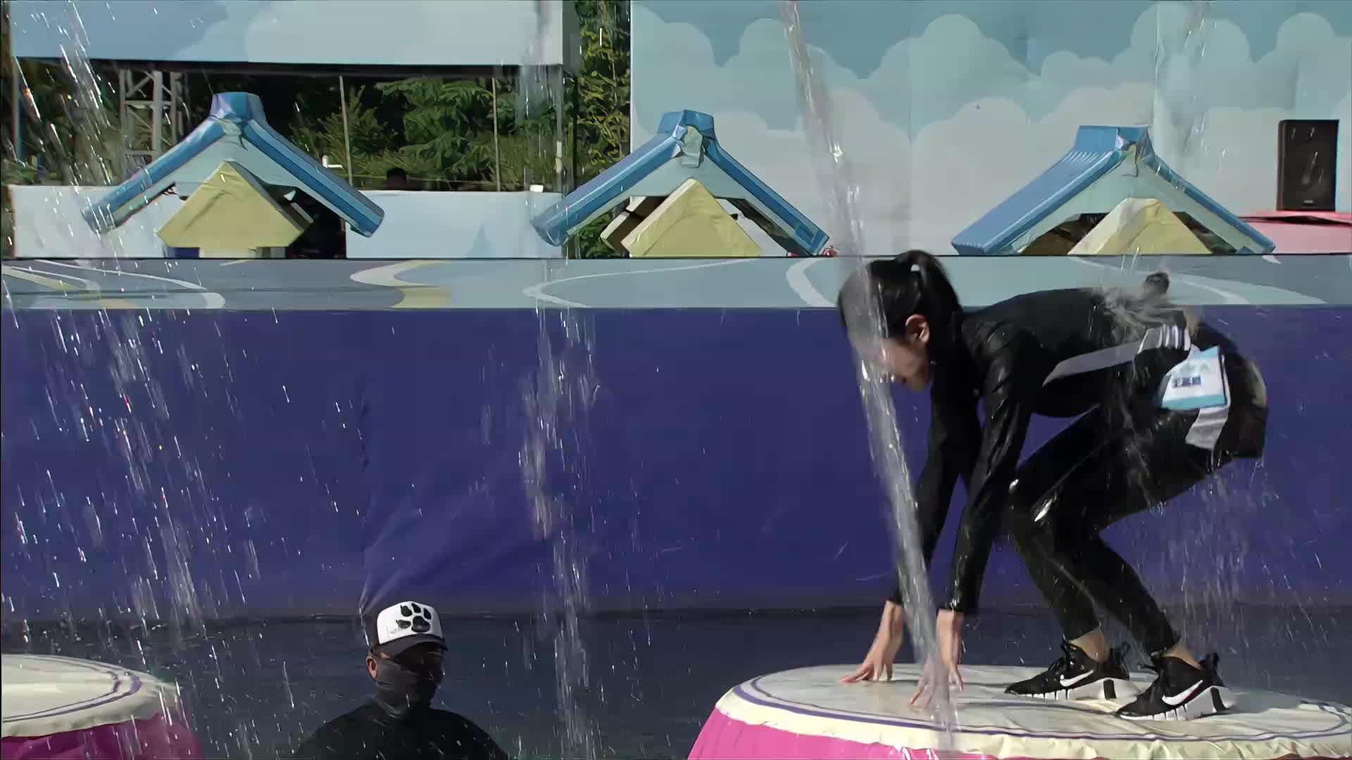 王芯恩闯关视频