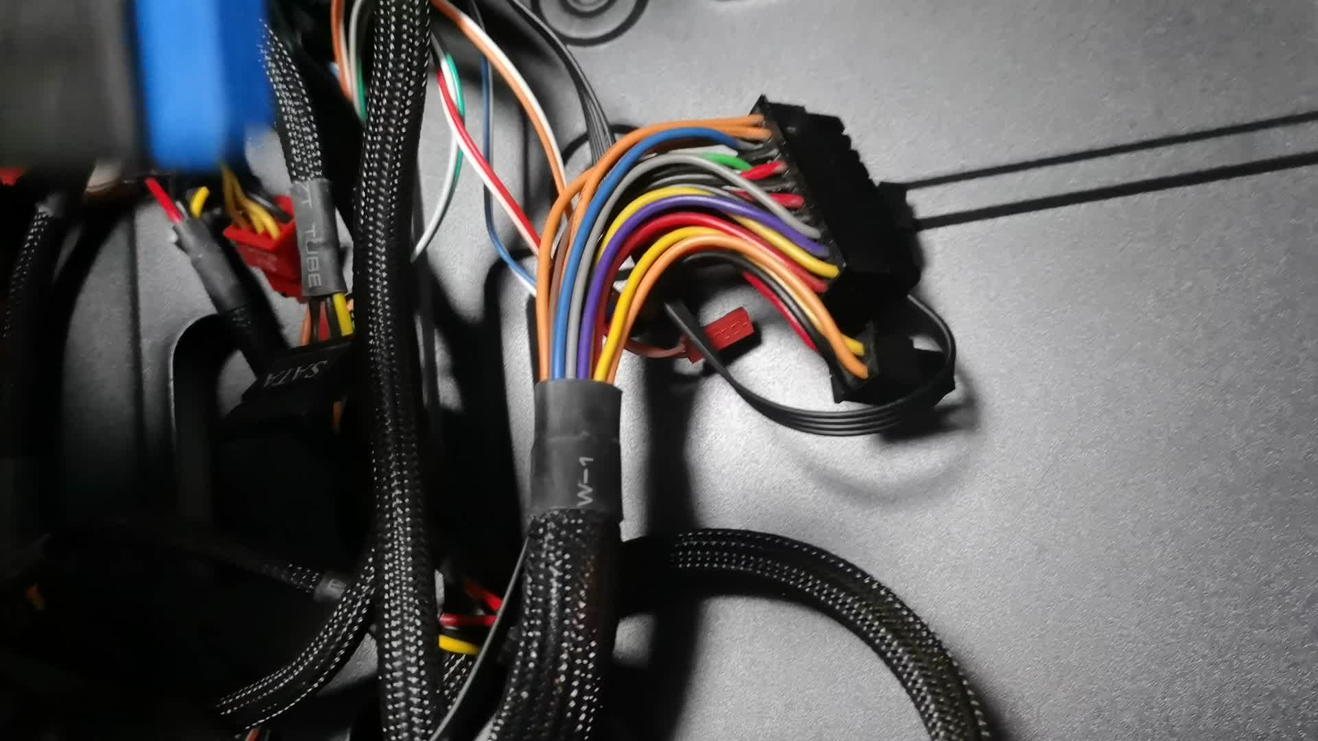 100包邮的飞腾FT1500A主板上机点亮BIOS展示