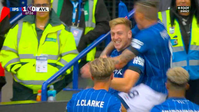 德拉普破门，伊普斯维奇领先！  维拉连续三轮先丢球…… 司徒说球