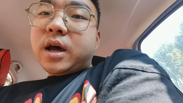 从亲戚家回来，吃一份大盘鸡，这个拉条子面我很喜欢