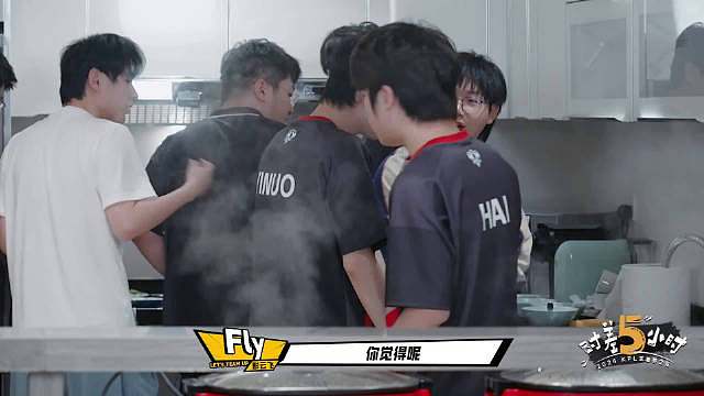 哈哈哈哈哈哈哈建议大家反复观看一诺吃黄瓜这段，离谱中又透露着一丝合理，真的不能一直录下去吗，离了梦之