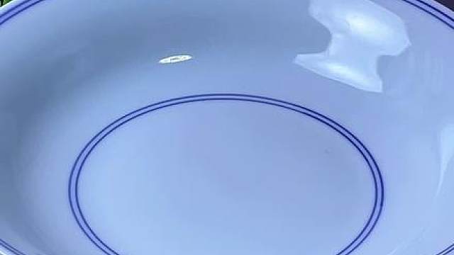 今天做了全家人都爱吃的手撕椒麻鸡，好吃又过瘾！